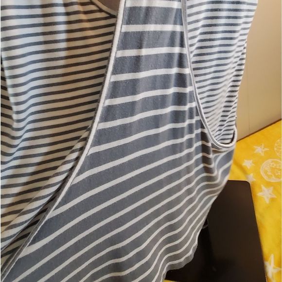 Maurices Slouch Fit Tank - Picture 6 of 8